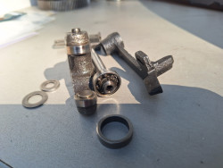 Kubota  Толкатели газа D1005