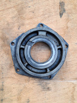 Mitsubishi  Крышка бугель коленвала  KE75