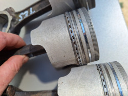 Mitsubishi  Поршня БУ S3L